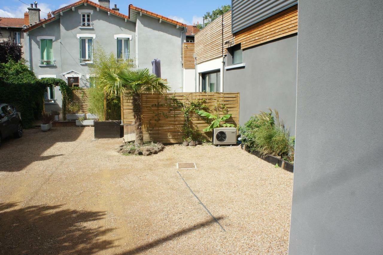Villa Pradelle Et Swimming Pool Clermont-Ferrand Exterior photo
